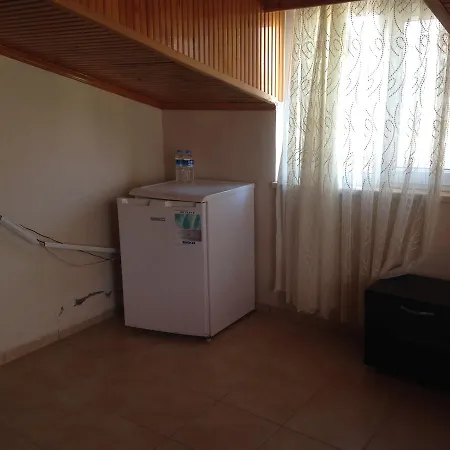 Kerpe Otel אכסניה Kerpe